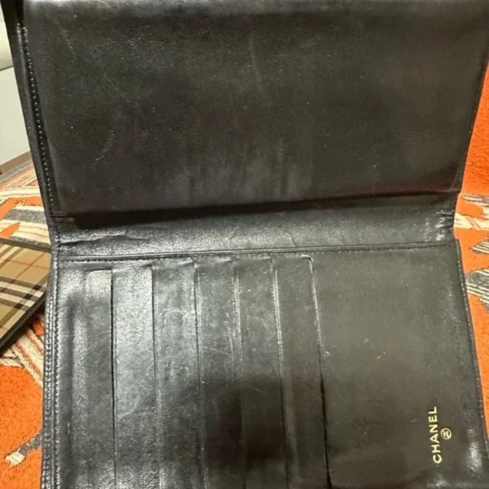 CHANEL Interlocking CC Vintage Black Wallet